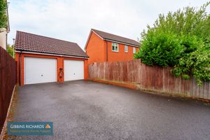 Double Garage/Driveway- click for photo gallery